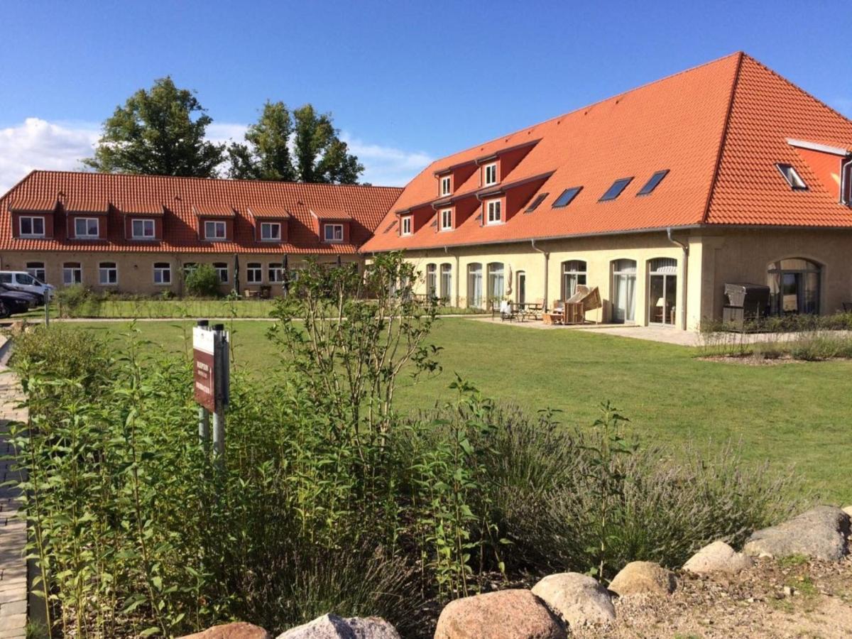 Schloss Am Haff Stolpe auf Usedom Exterior photo